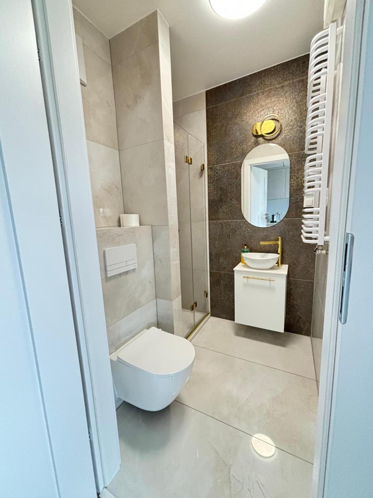 Apartamenty 24H Pileckiego Warsaw Luaran gambar